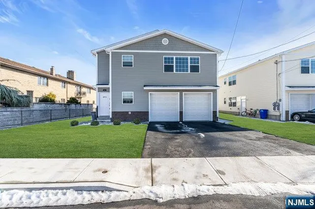 $3,825 | 2 Rossi Court, Unit 2, South Hackensack, NJ 07606