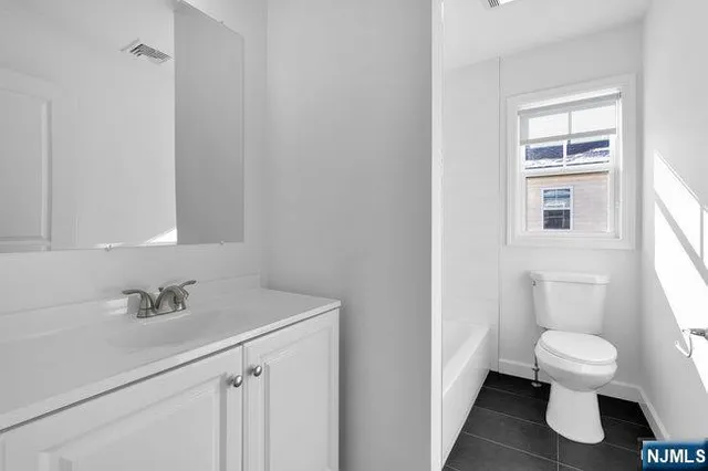 $3,825 | 2 Rossi Court, Unit 2, South Hackensack, NJ 07606