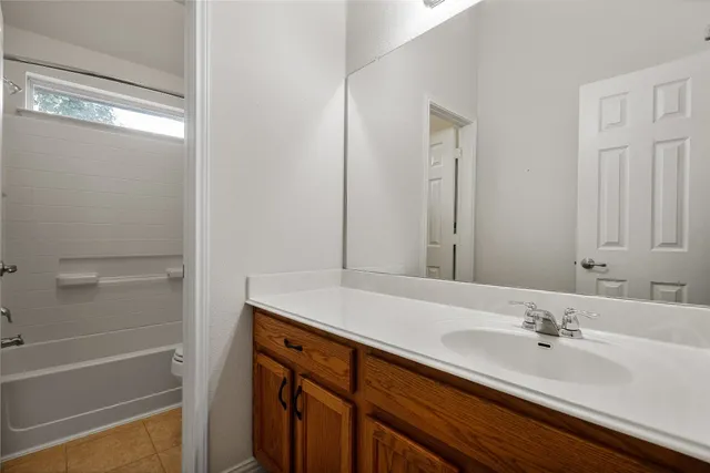 $2,595 | 13108 Craven Lane, Manor, TX 78653