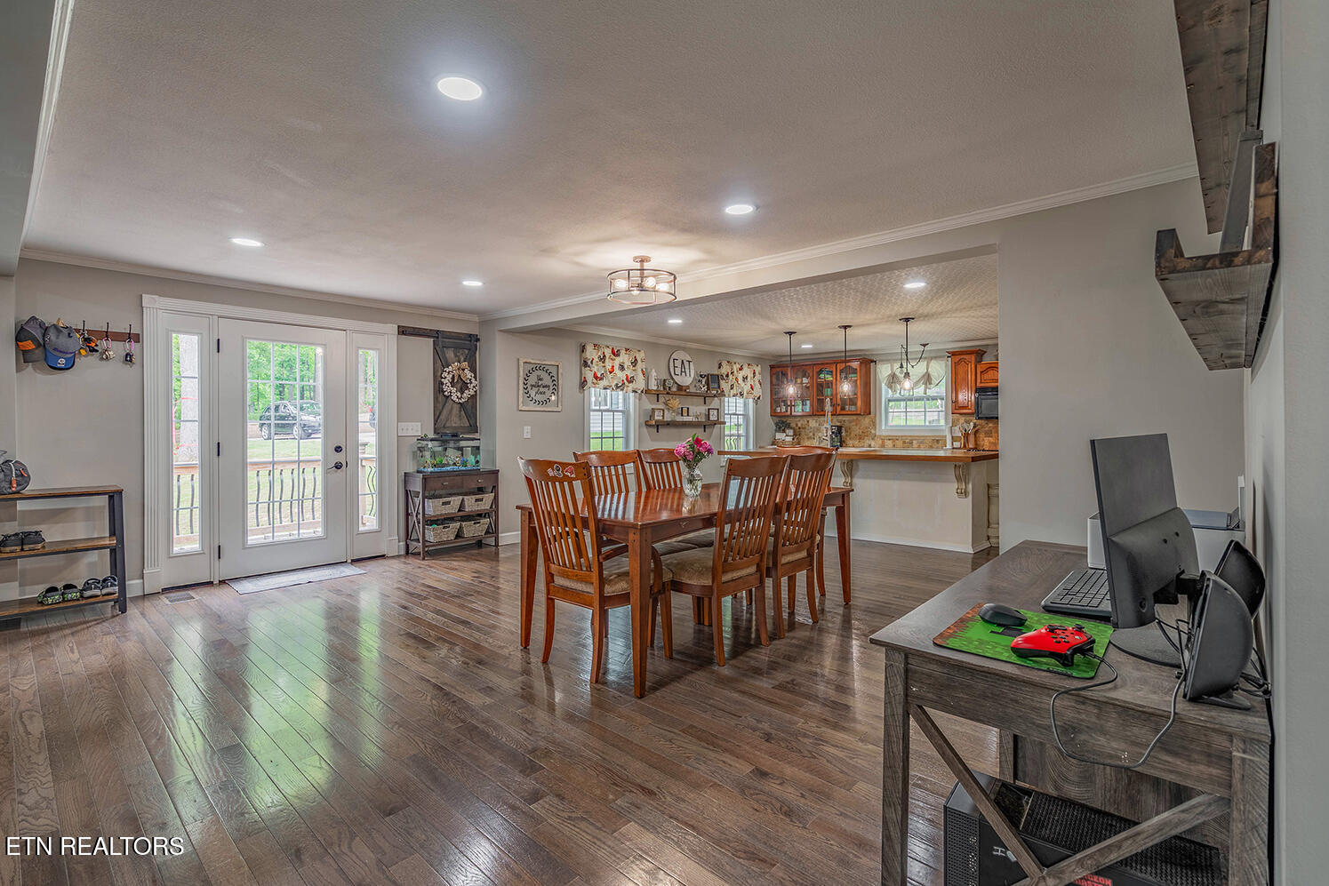 151 Gray Knob Road Kingston, TN 37763 - Photo 9 of 60 A7307583-HDR