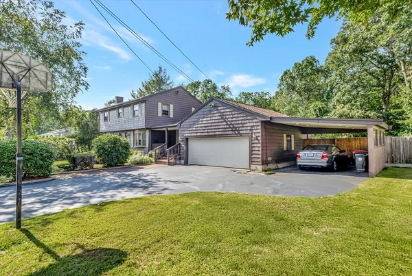 $694,800 | 31 Candy Lane, Brockton, MA 02301