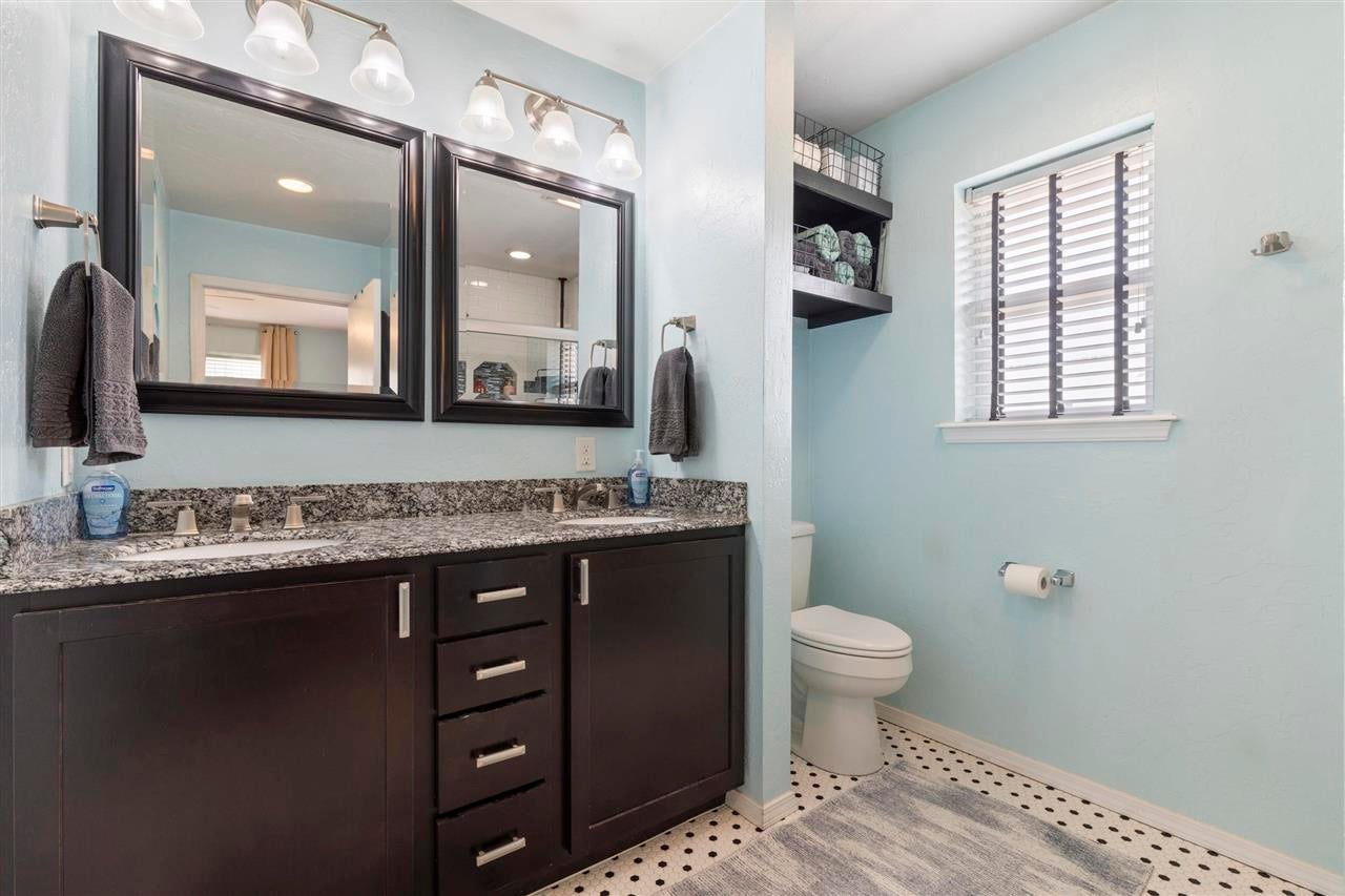 1913 Ridgecrest Perry, OK 73077 - Photo 22 of 50 Gallery Image 22