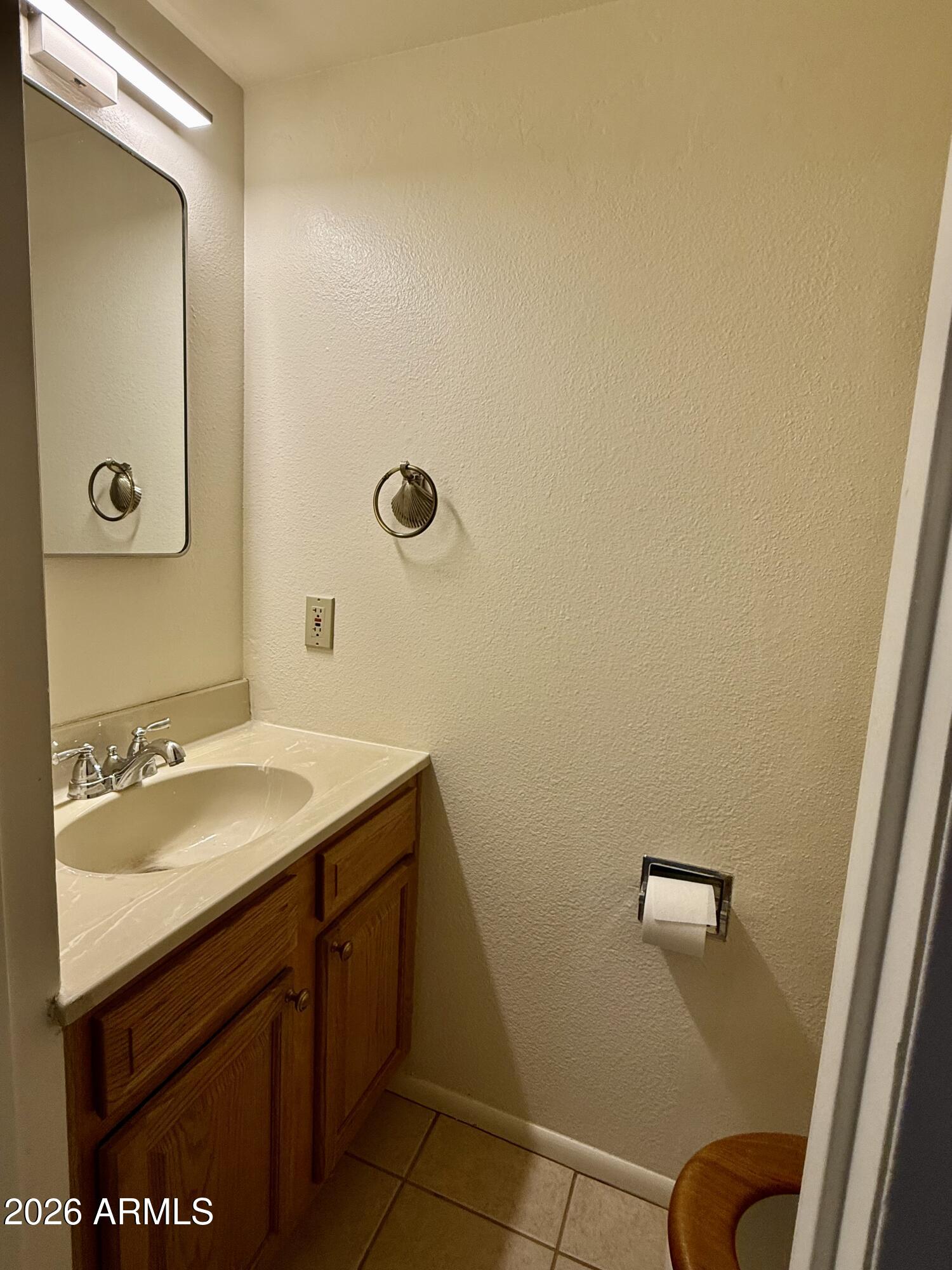 2425 South Newberry Road Tempe, AZ 85282 - Photo 23 of 56 IMG_3772