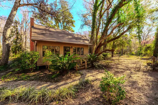 $599,900 | 5301 Gentle Breeze Drive, Tallahassee, FL 32309