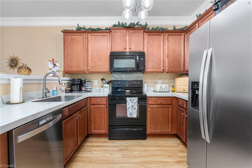 3779 Shadow Ridge Drive High Point, NC 27265 - Photo 7 of 20