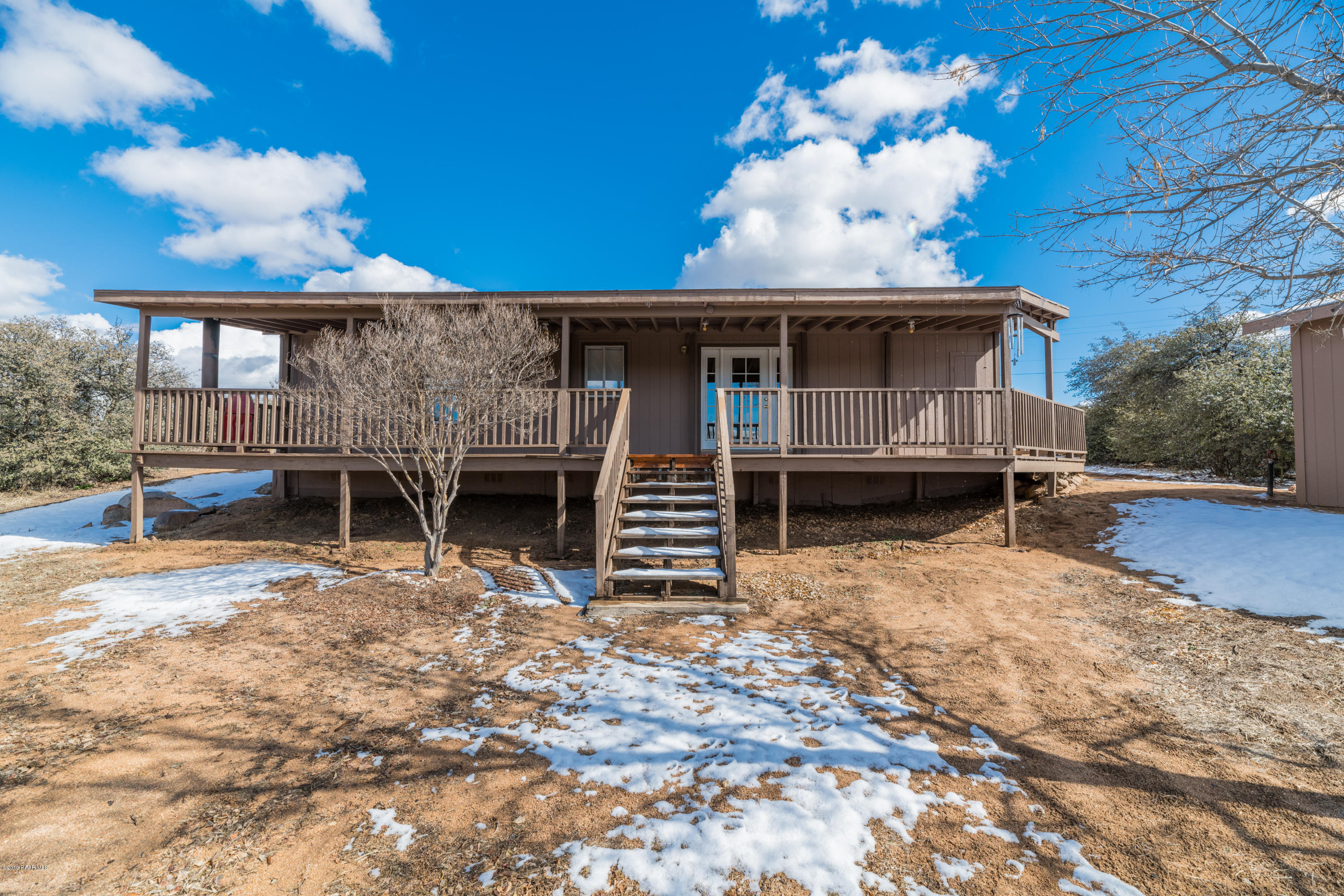 680 North Ambassador Road Dewey, AZ 86327 - Photo 23 of 46 Back Deck