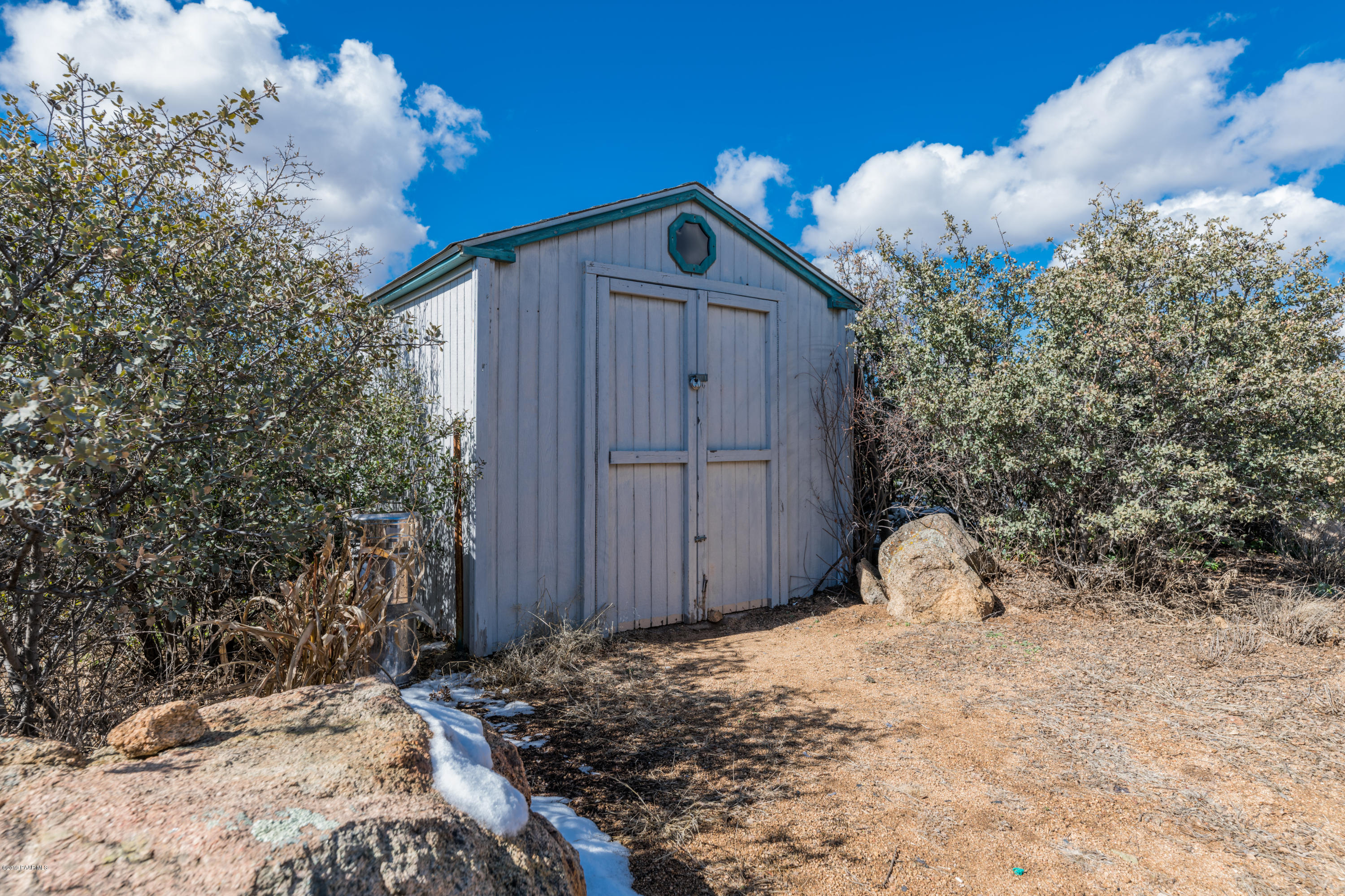 680 North Ambassador Road Dewey, AZ 86327 - Photo 33 of 46 Storage Shed