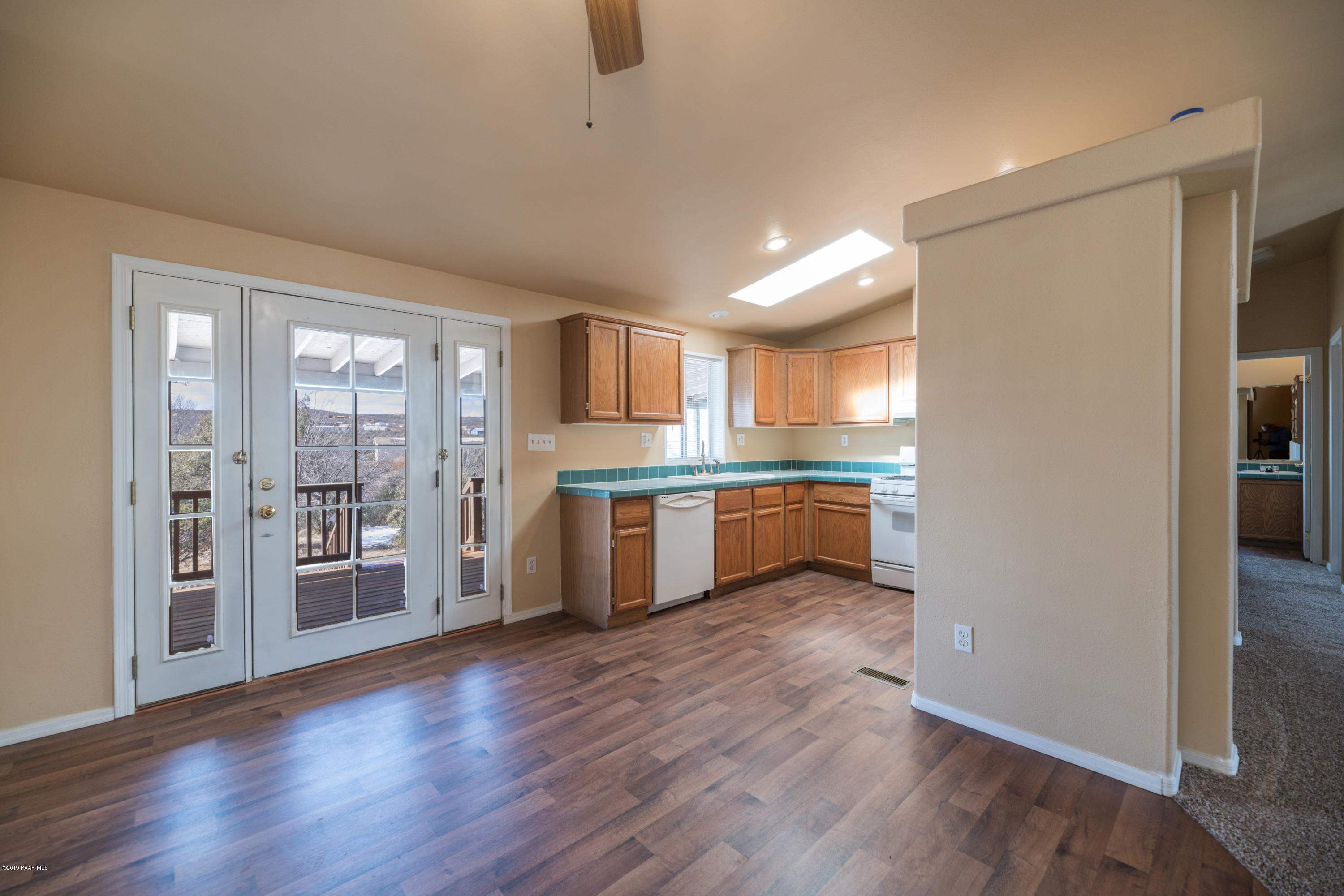 680 North Ambassador Road Dewey, AZ 86327 - Photo 8 of 46 Dining Area