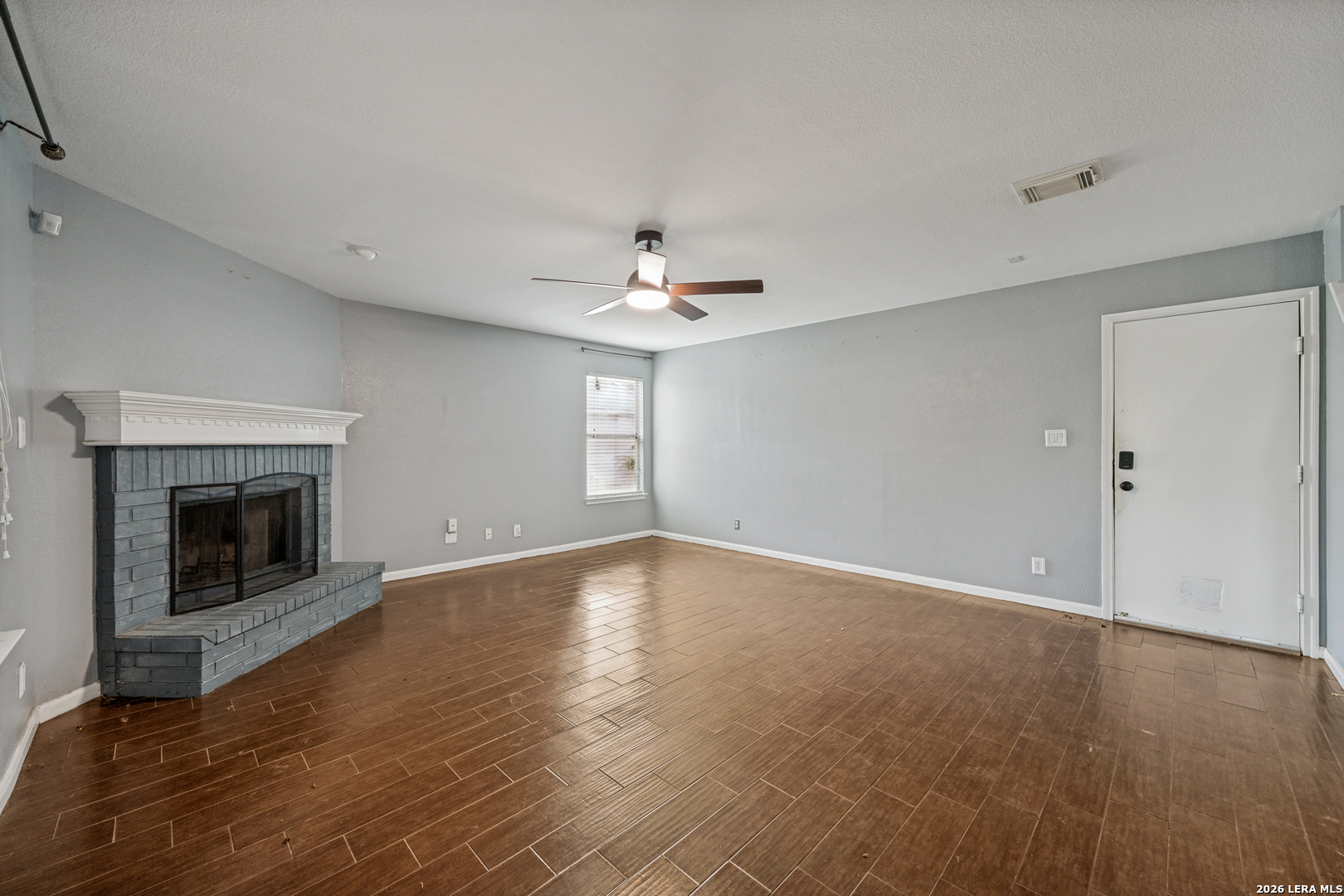 8411 Copperbluff Converse, TX 78109 - Photo 5 of 25