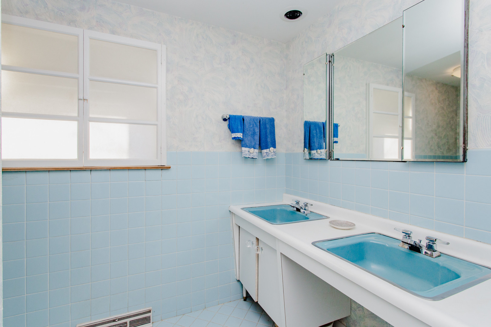 201 Valley View Drive Wilmette, IL 60091 - Photo 22 of 34