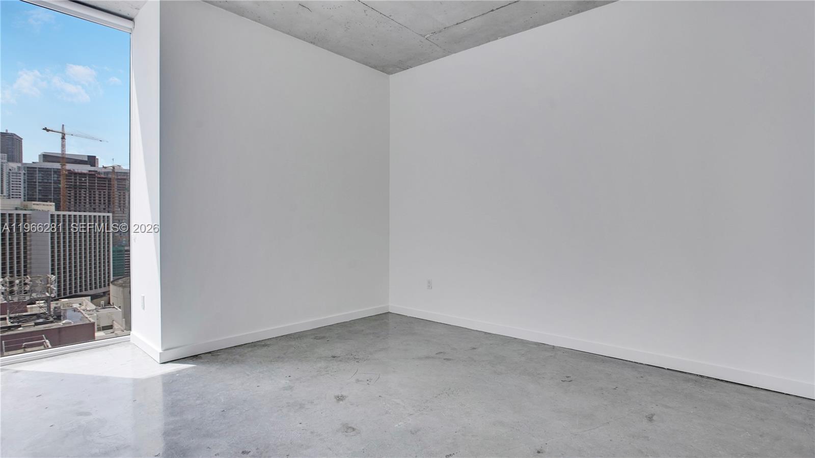 151 Southeast 1st Street, Unit 2101 Miami, FL 33131 - Photo 5 of 23