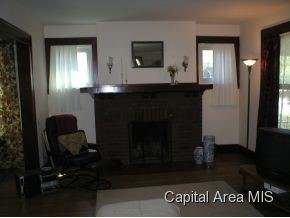 2316 South 10th Street Springfield, IL 62703 - Photo 3 of 4