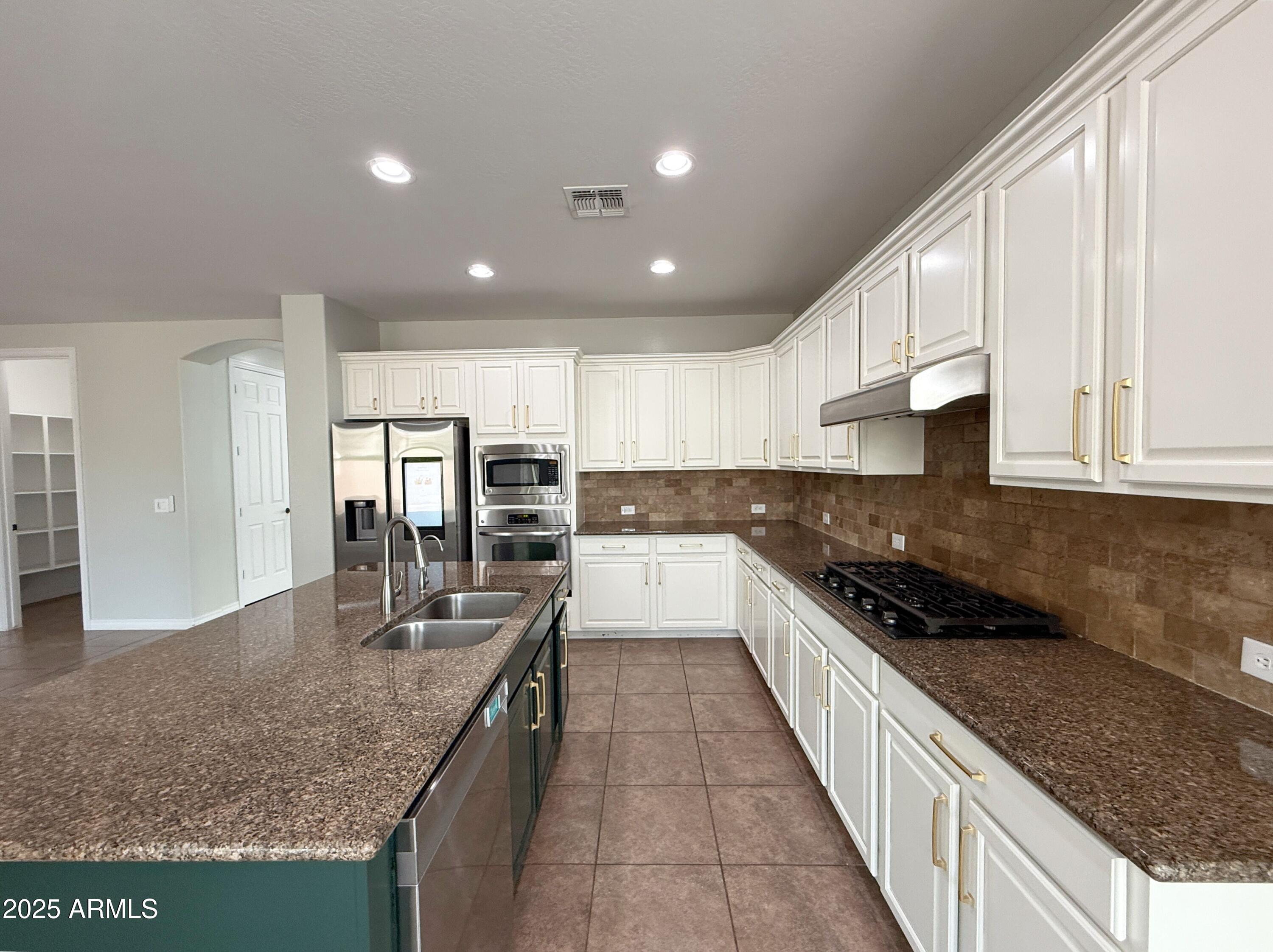 2472 East Mead Drive Gilbert, AZ 85298 - Photo 11 of 40 IMG_1384