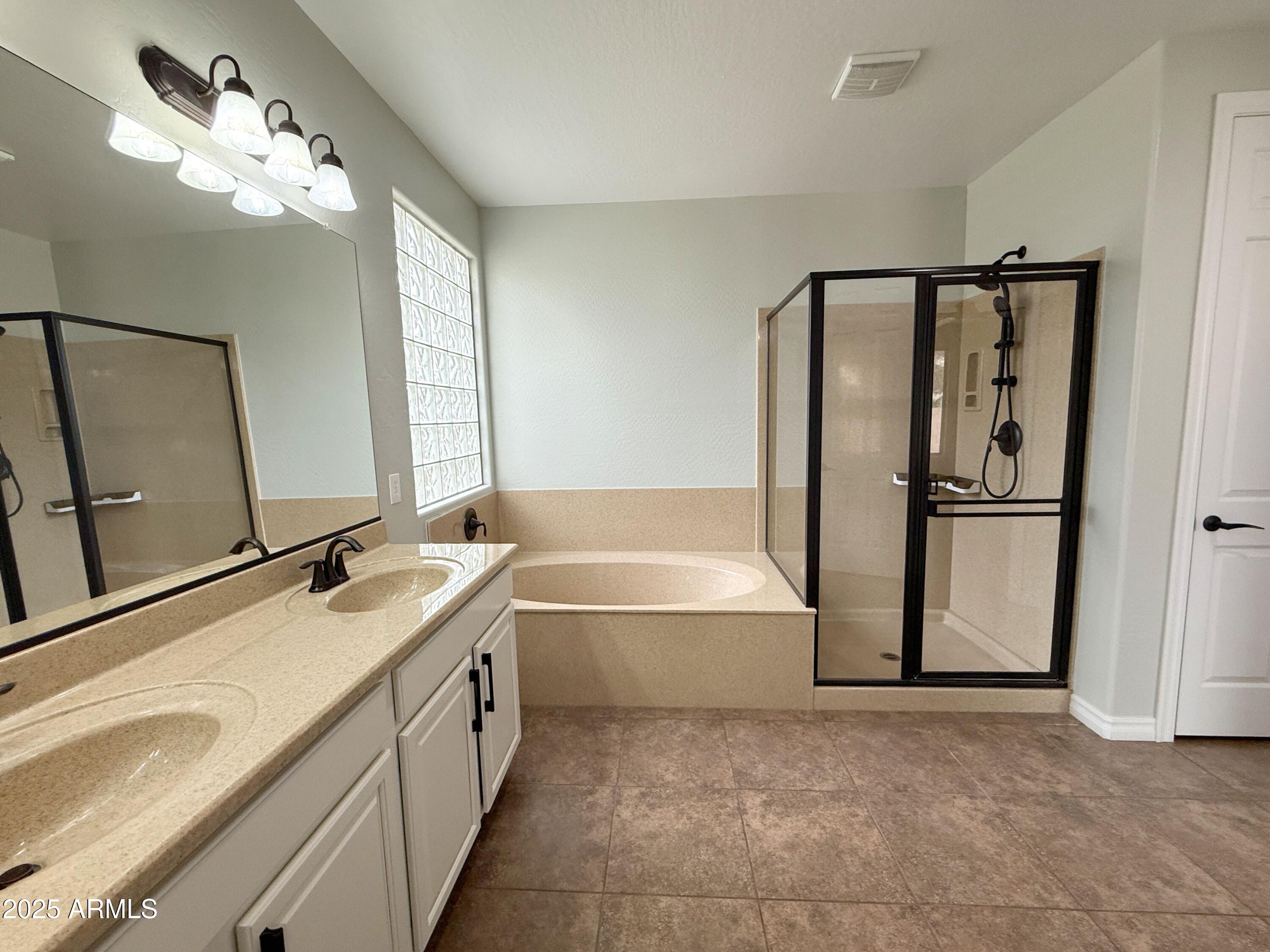 2472 East Mead Drive Gilbert, AZ 85298 - Photo 21 of 40 IMG_1410