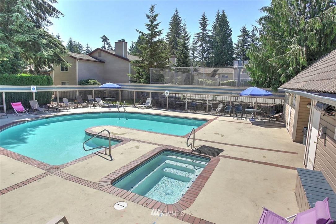 17512 149th Avenue Southeast, Unit F3 Renton, WA 98058 - Photo 3 of 22 Gallery Image 3