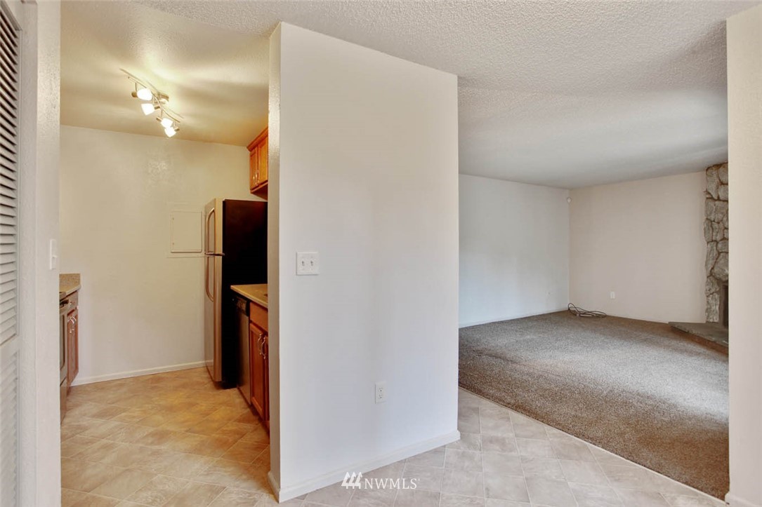 17512 149th Avenue Southeast, Unit F3 Renton, WA 98058 - Photo 8 of 22 Gallery Image 8