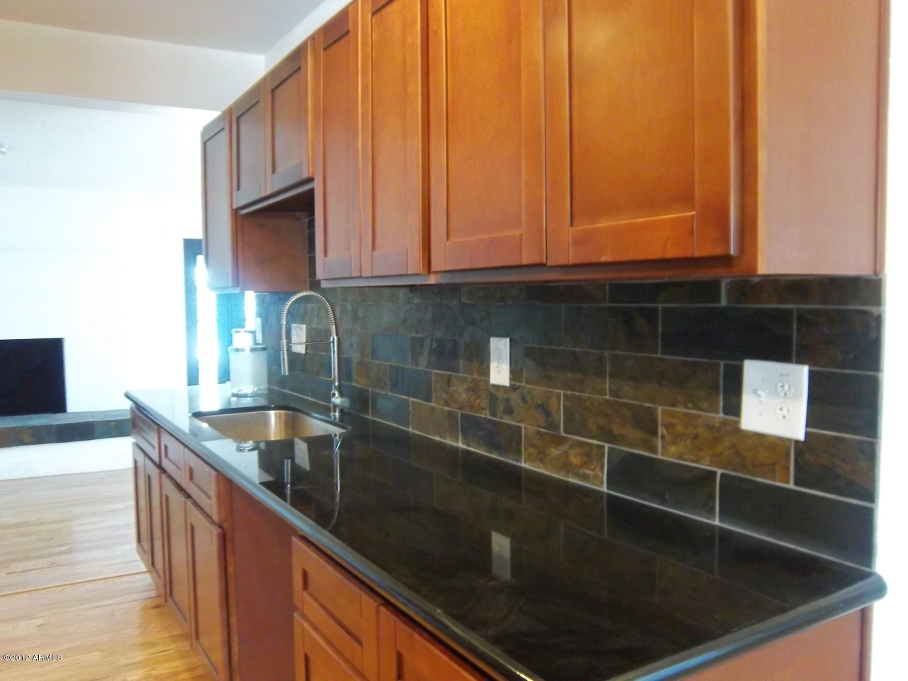 1636 West Roma Avenue Phoenix, AZ 85015 - Photo 5 of 60 Kitchen