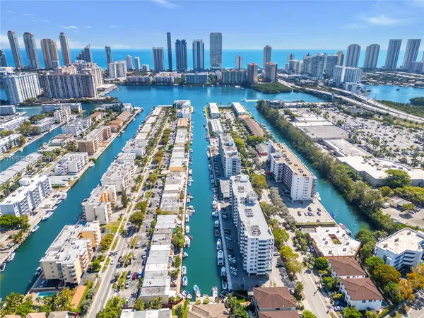 $299,000 | Coral Isle Condominiums, North Miami Beach, FL 33160