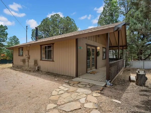 $329,900 | 4079 Cherri Lynn Drive, Pine, AZ 85544