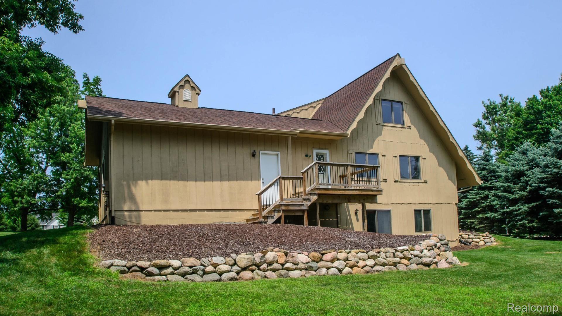 3949 West Schafer Road Pinckney, MI 48169 - Photo 13 of 59 012_65.jpg