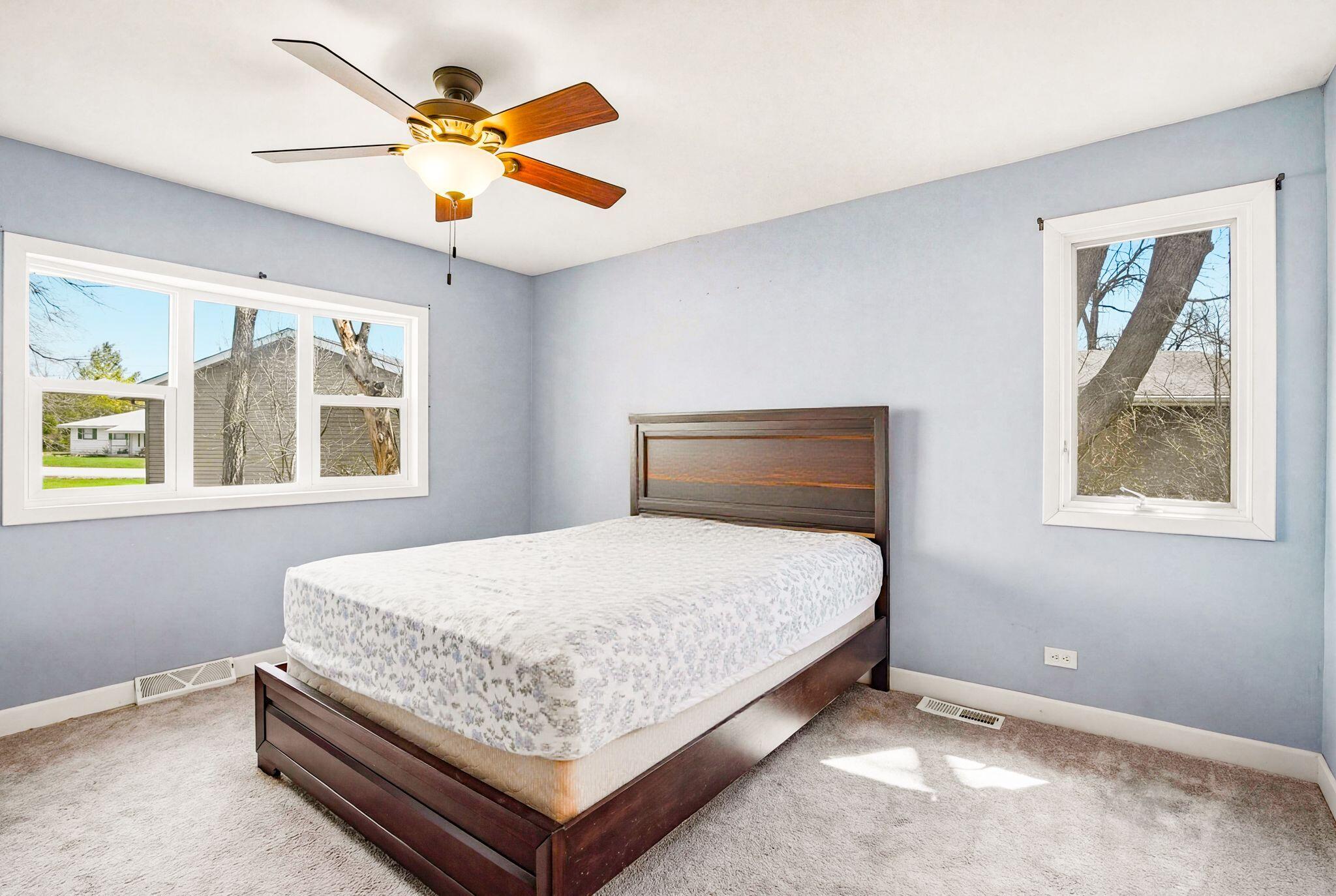 11108 82nd Street Pleasant Prairie, WI 53158 - Photo 15 of 35 Primary Bedroom