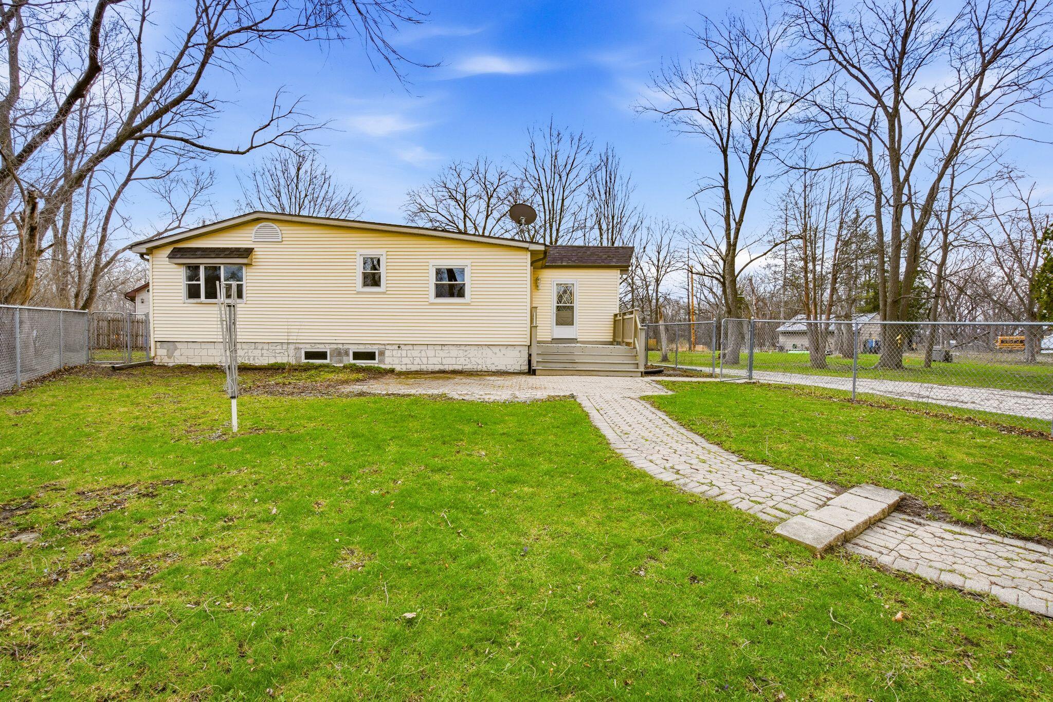11108 82nd Street Pleasant Prairie, WI 53158 - Photo 25 of 35 Backyard