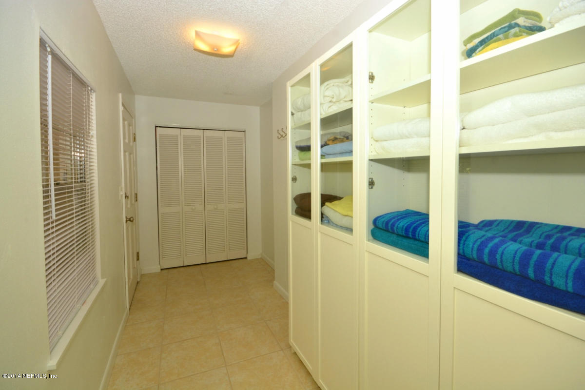81 Kings Ferry Way St. Augustine, FL 32084 - Photo 12 of 24 a view of a room with a door