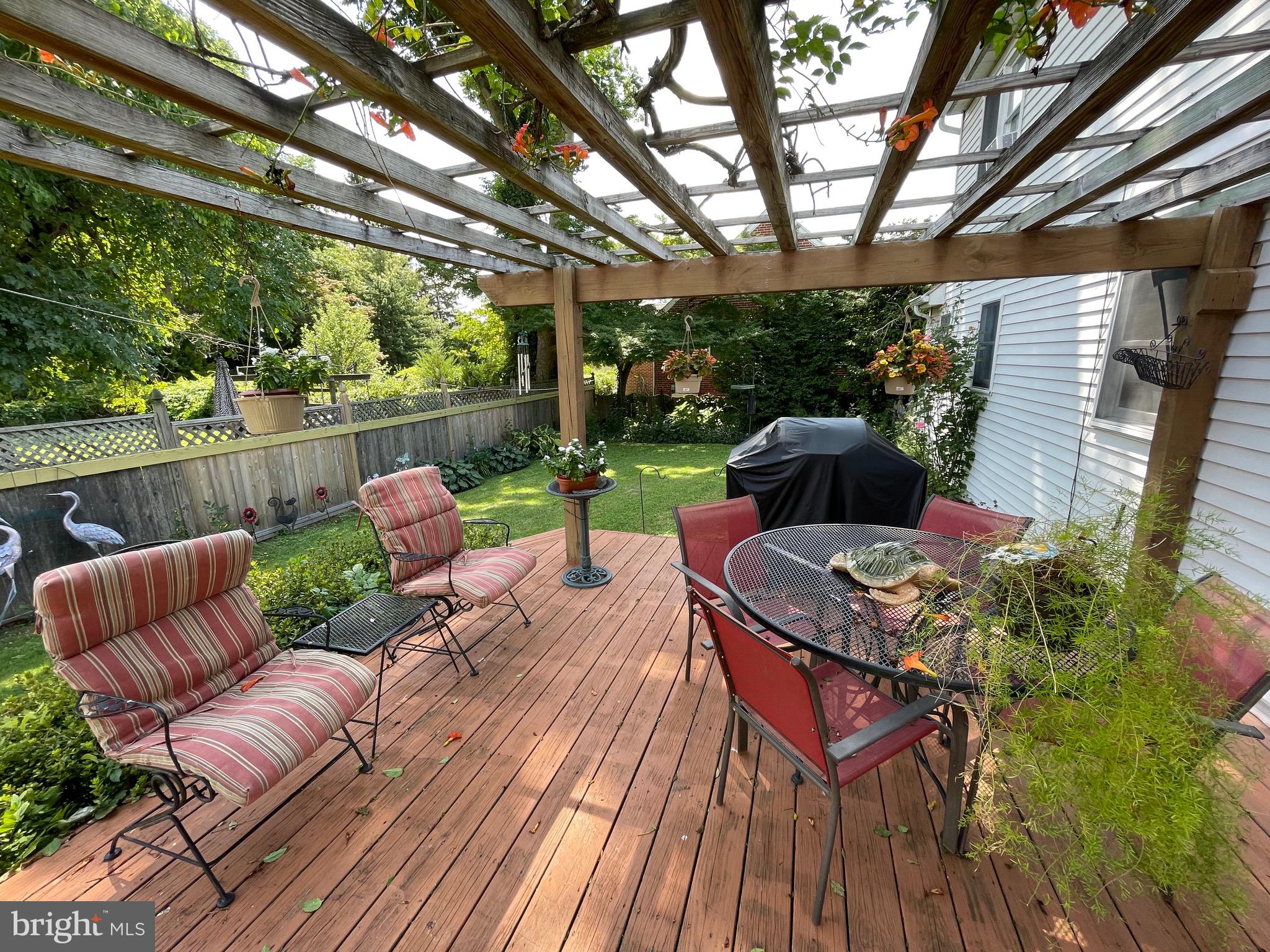 415 Unity Terrace Rutledge, PA 19070 - Photo 23 of 25 Pergola