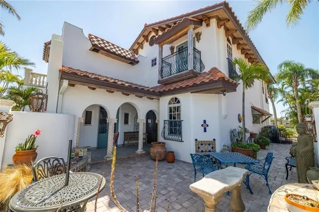 $2,195,000 | 11320 6th Street East, Treasure Island, FL 33706