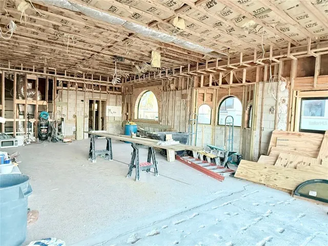 $2,195,000 | 11320 6th Street East, Treasure Island, FL 33706