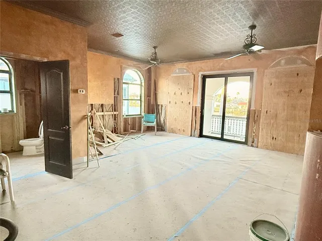 $2,195,000 | 11320 6th Street East, Treasure Island, FL 33706