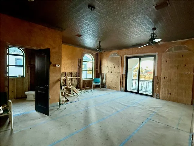 $2,195,000 | 11320 6th Street East, Treasure Island, FL 33706