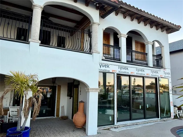 $2,195,000 | 11320 6th Street East, Treasure Island, FL 33706