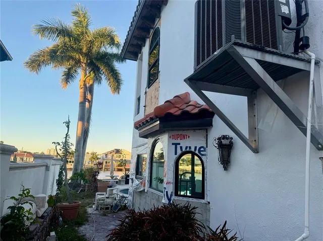 $2,195,000 | 11320 6th Street East, Treasure Island, FL 33706