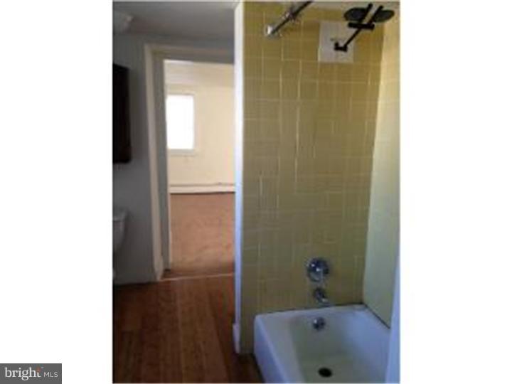 155 Warwick Road Elverson, PA 19520 - Photo 11 of 20 Bathroom
