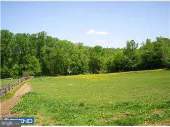 155 Warwick Road Elverson, PA 19520 - Photo 13 of 20 View in Back