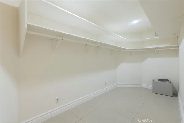 $9,250 | 16379 Meadow Ridge Road West, Encino, CA 91436