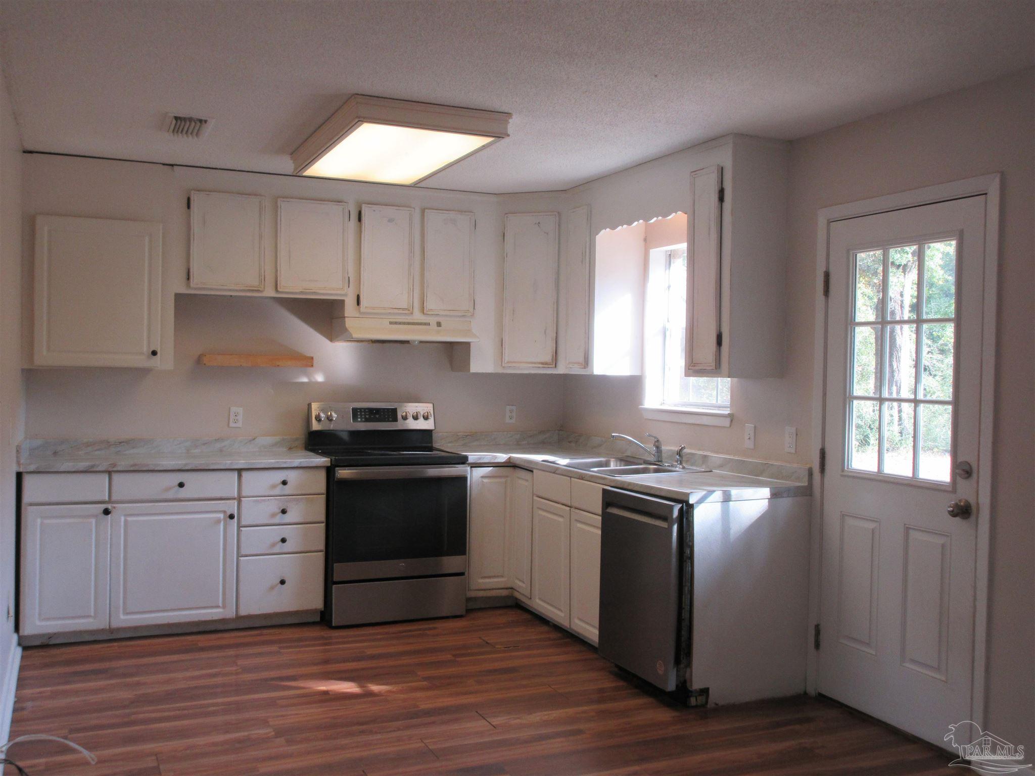 5401 Delona Road Milton, FL 32583 - Photo 13 of 42