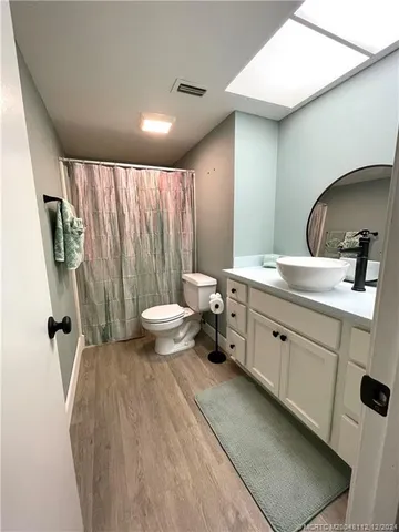 $3,200 | 1210 Southeast Parkview Place, Unit E3, Stuart, FL 34994