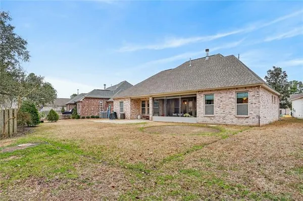 $475,000 | 1121 Cypress Crossing Drive, Madisonville, LA 70447