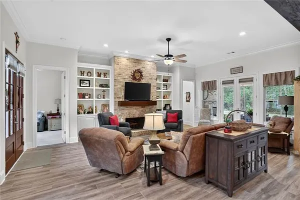 $475,000 | 1121 Cypress Crossing Drive, Madisonville, LA 70447