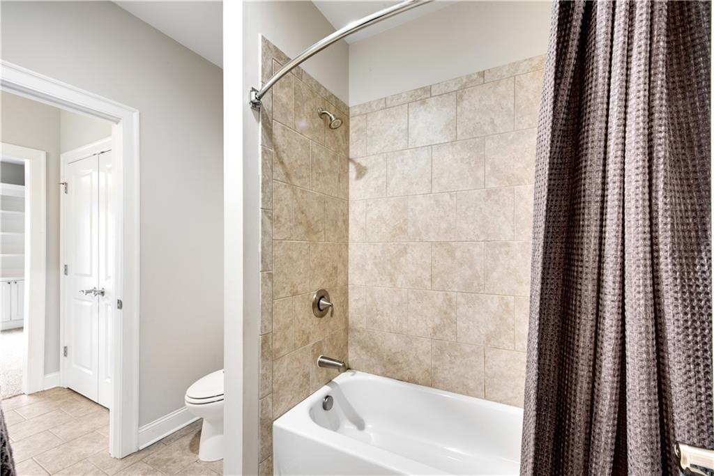 3859 Cochran Lake Road Marietta, GA 30062 - Photo 47 of 73 Gallery Image 47