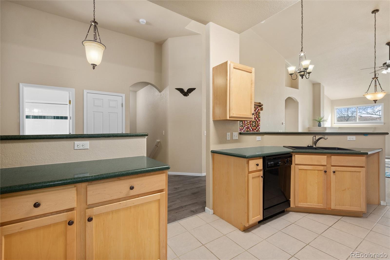 6686 South Reed Way, Unit B Littleton, CO 80123 - Photo 16 of 48