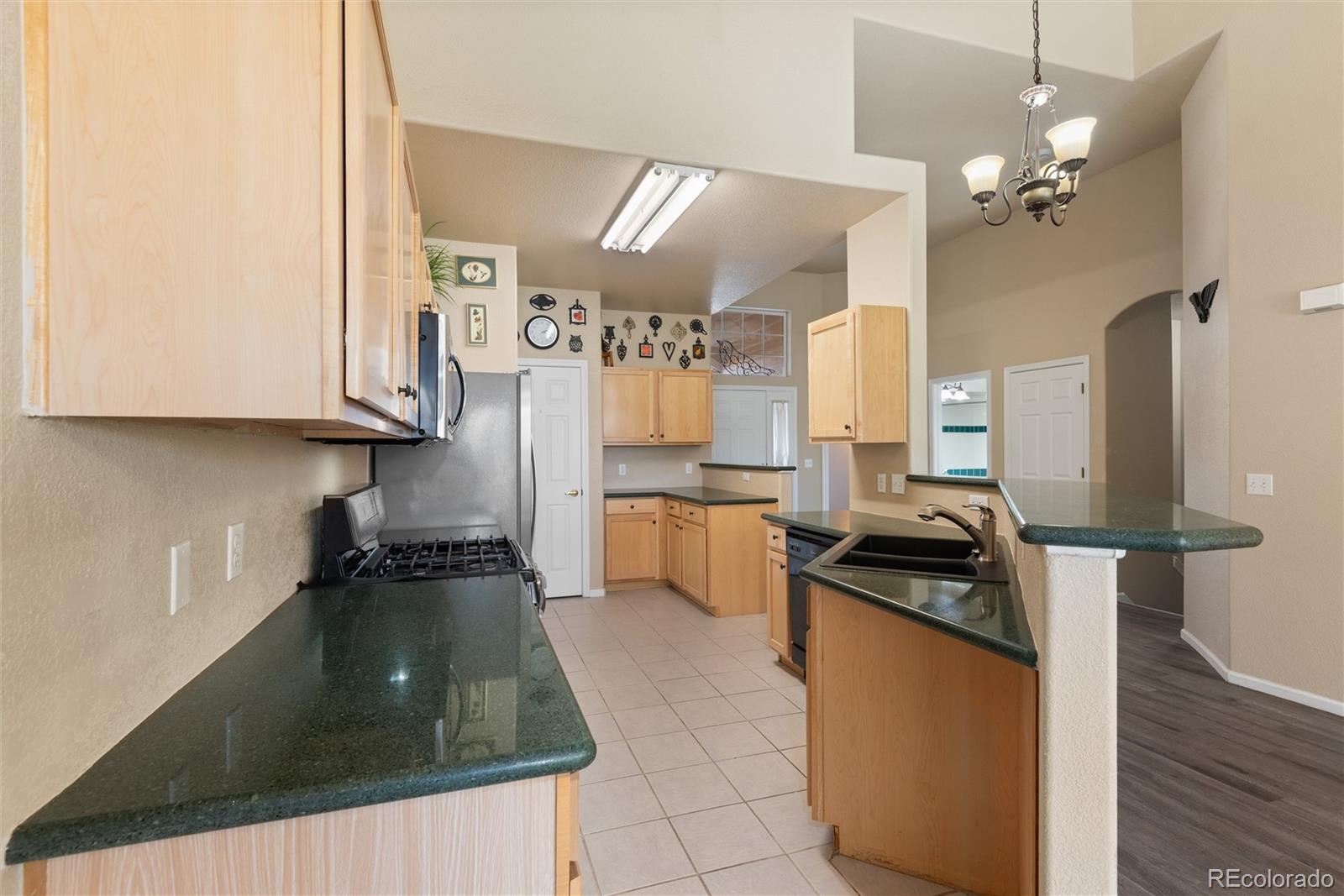6686 South Reed Way, Unit B Littleton, CO 80123 - Photo 10 of 48