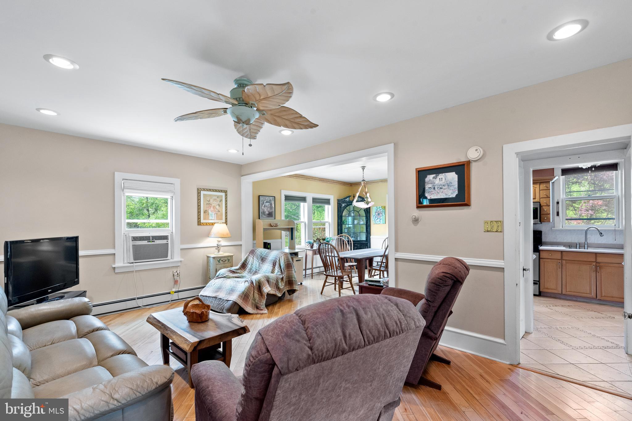 233 Cafferty Road Pipersville, PA 18947 - Photo 4 of 31 Gallery Image 4