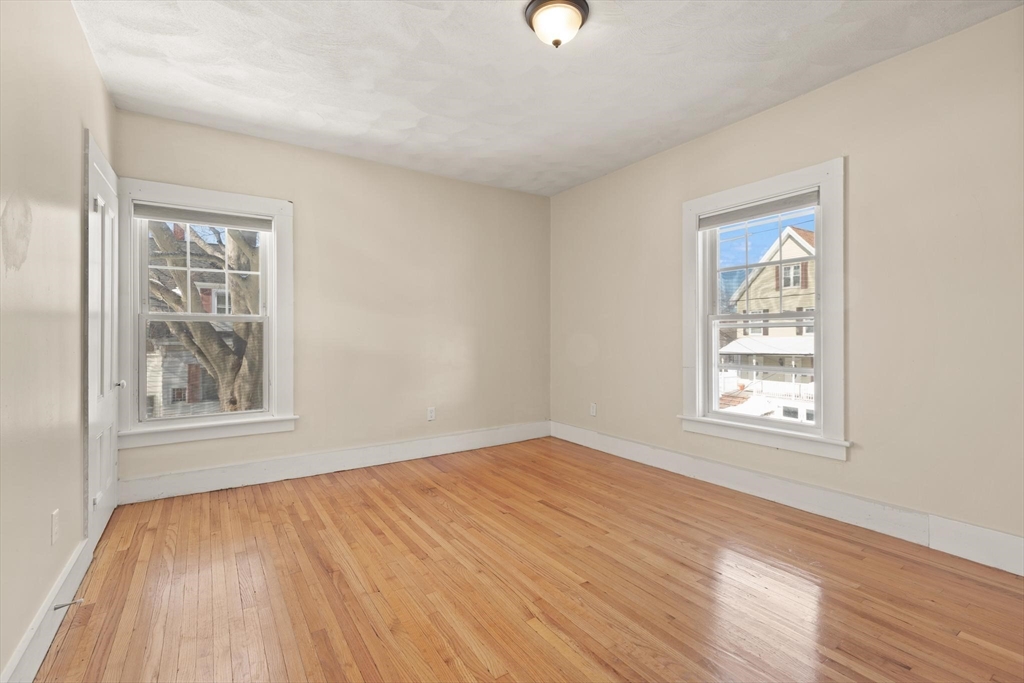 22 Scott Street Woburn, MA 01801 - Photo 18 of 29