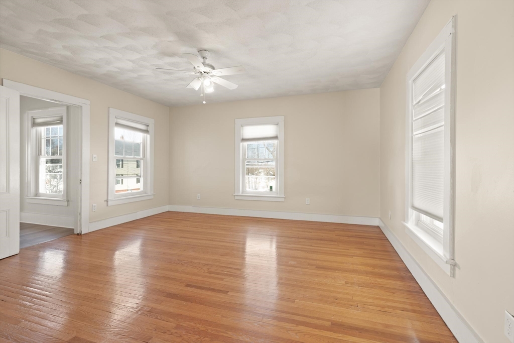 22 Scott Street Woburn, MA 01801 - Photo 22 of 29