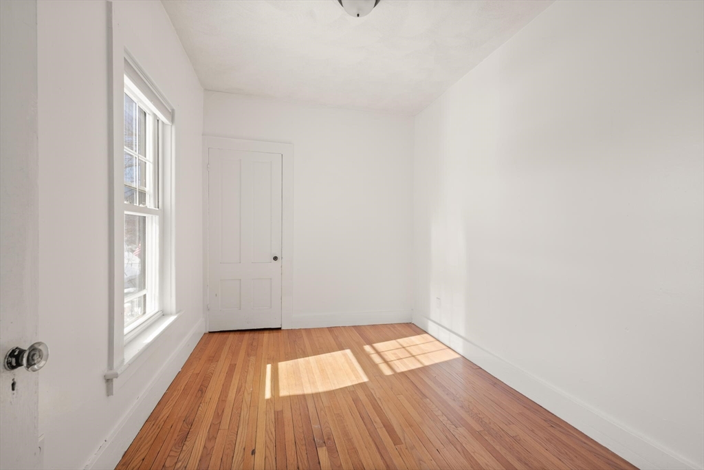 22 Scott Street Woburn, MA 01801 - Photo 24 of 29