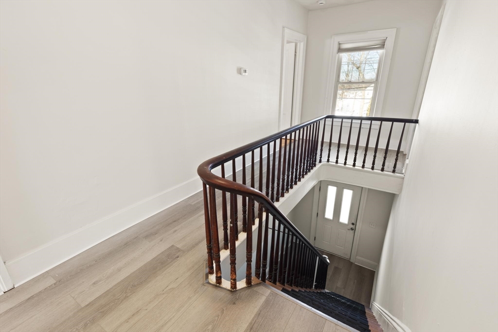 22 Scott Street Woburn, MA 01801 - Photo 5 of 29