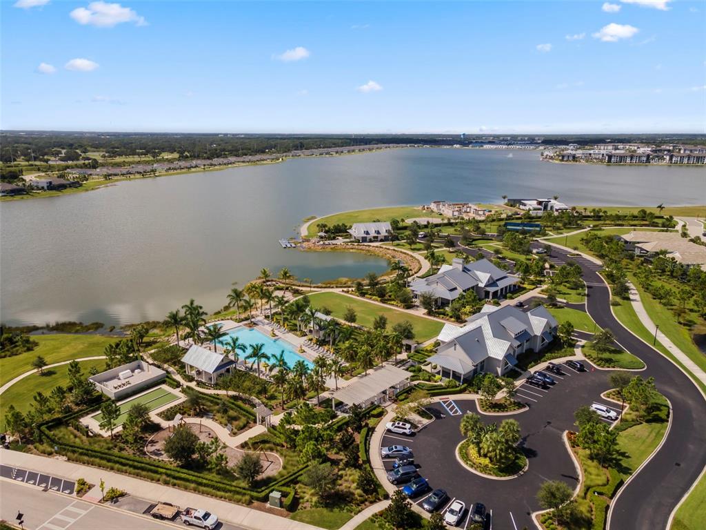 8121 Sternway Road Sarasota, FL 34240 - Photo 33 of 34 Gallery Image 33